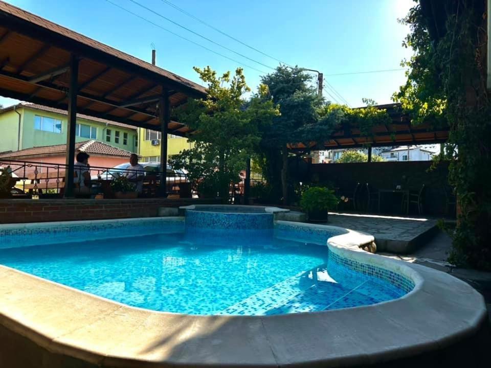 Hotel Хотел М1 Primorsko Esterno foto