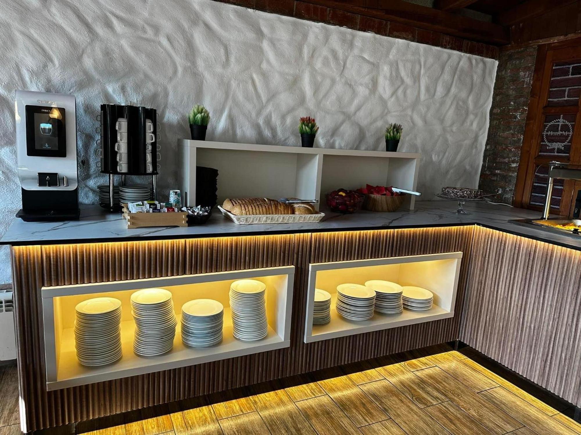 Hotel Хотел М1 Primorsko Esterno foto